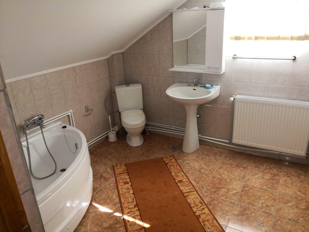 Casa de vacanta Laurentiu Călimăneşti Exterior foto